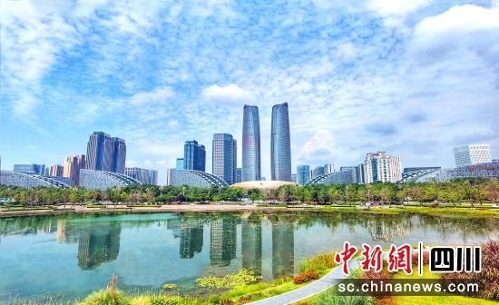 成都半年gdp_上年半年GDP十强市:上海半年破2万亿,成都不敌苏州,南京超天津!