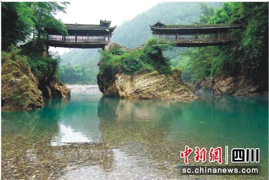  桑枣镇姊妹桥。(四川省文化和旅游厅 供图)